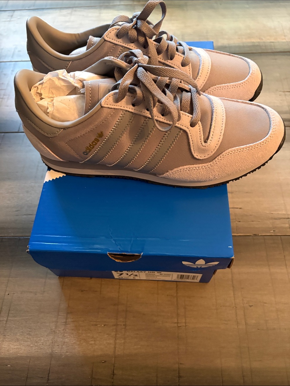 Never Worn - Grey Woman Adidas